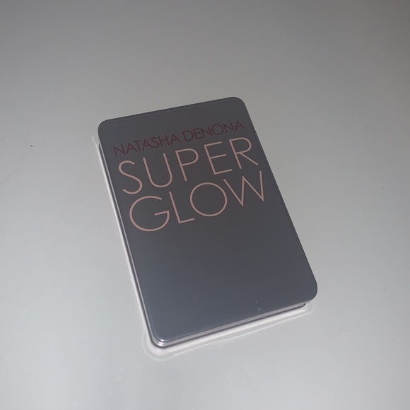 NATASHA DENONA super glow highlight - Picture 1 of 5